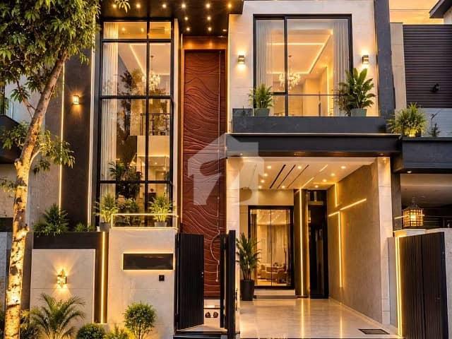 House for sale in لاہور, لاہور ڈویژن