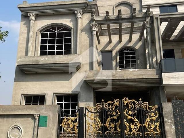 House for sale in لاہور, لاہور ڈویژن