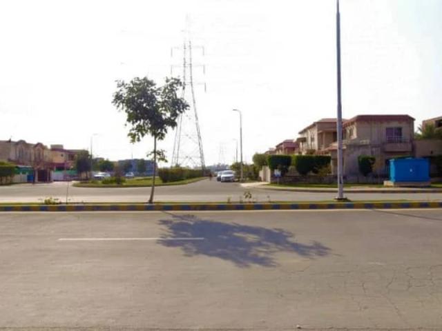 Land for sale in لیک سٹی, کوٹ نور محمد