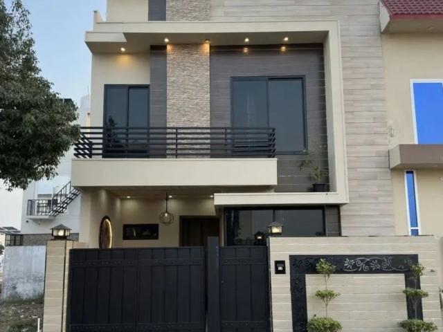 House for sale in Sialkot, Islamabad Capital Territory