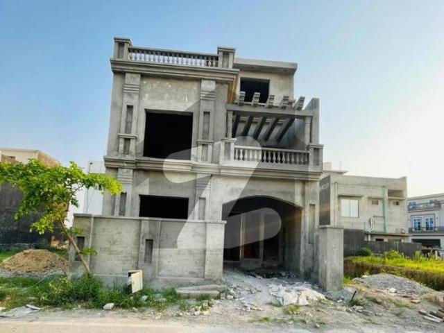 House for sale in Sarai Alamgir