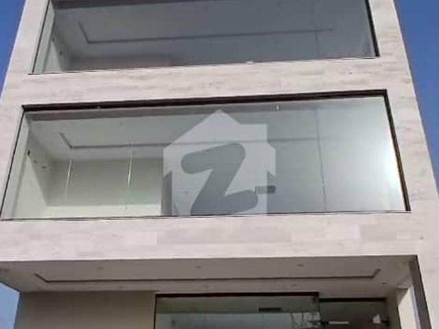 Commercial for rent in لاہور, لاہور ڈویژن
