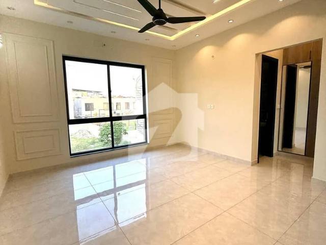 Office for rent in Rawalpindi, Islamabad Capital Territory