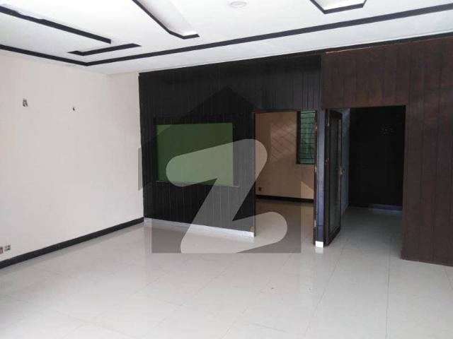 Office for rent in Rawalpindi, Islamabad Capital Territory