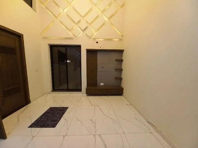 House for sale in Faisalabad, Islamabad Capital Territory