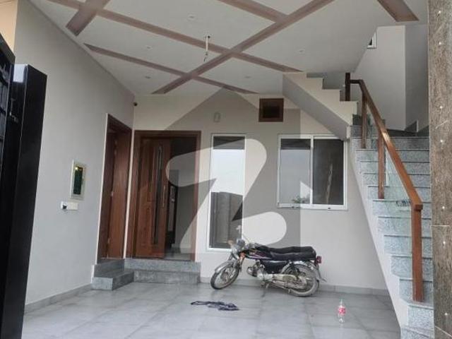 House for sale in Faisalabad, Islamabad Capital Territory