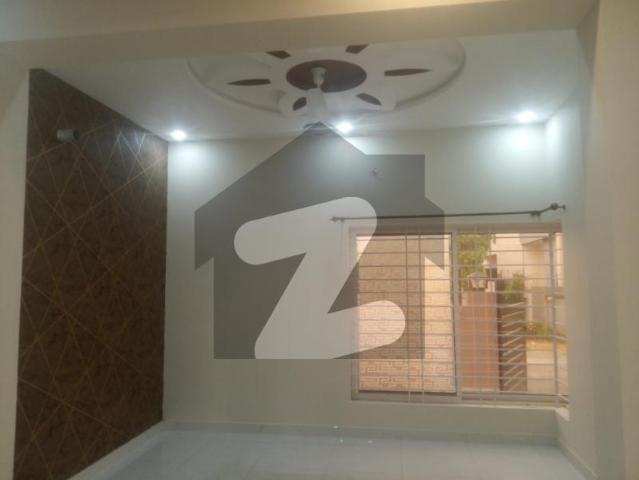 House for sale in Faisalabad, Islamabad Capital Territory