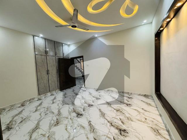 House for rent in Peshawar, North West Frontier Province