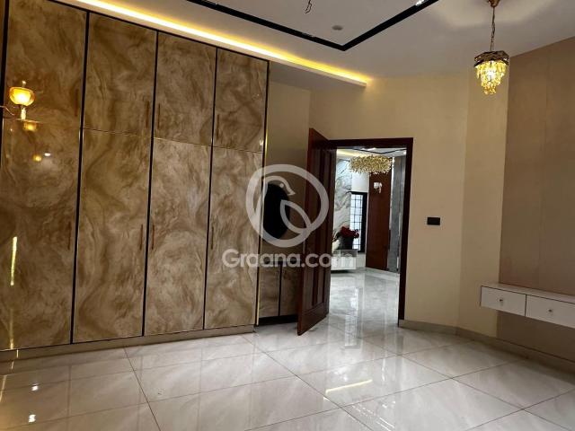 House for sale in Johar Town, Islamabad Capital Territory