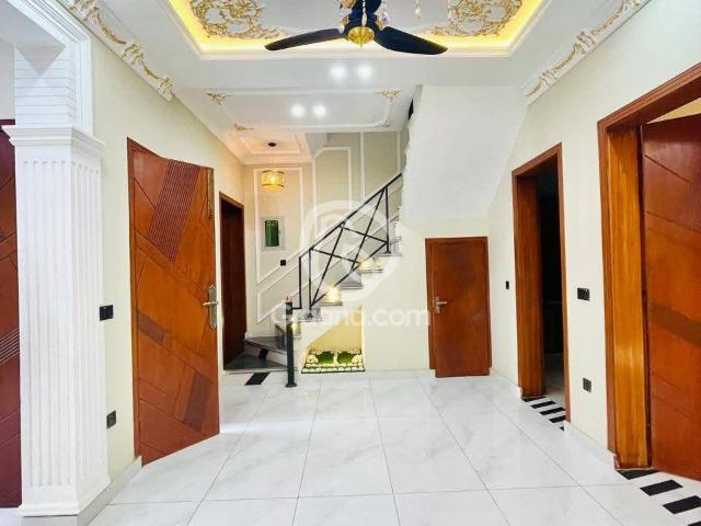 House for sale in Johar Town, Islamabad Capital Territory
