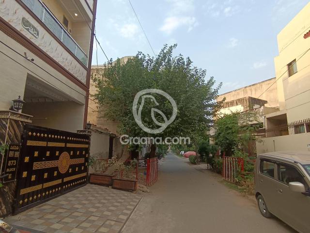 House for sale in Johar Town, Islamabad Capital Territory