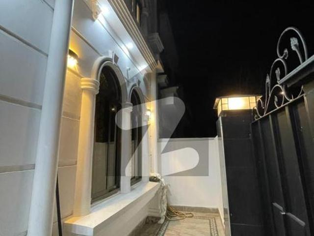 House for sale in Sialkot, Islamabad Capital Territory