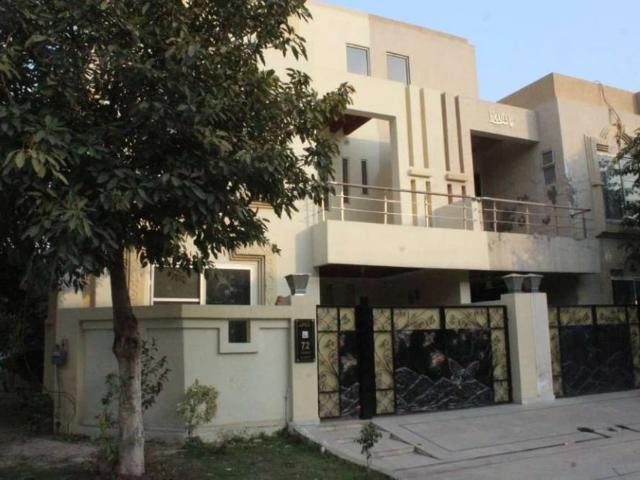 House for sale in لاہور, لاہور ڈویژن