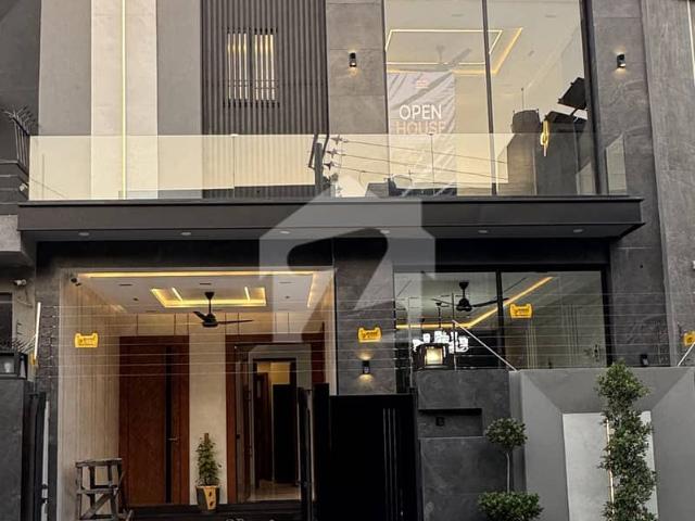 House for sale in لاہور, لاہور ڈویژن