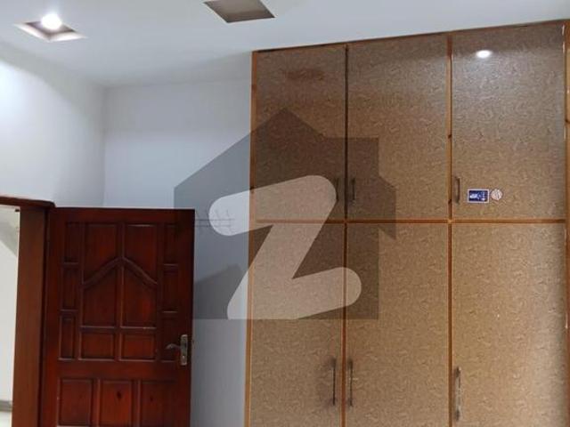 House for sale in Faisalabad, Islamabad Capital Territory