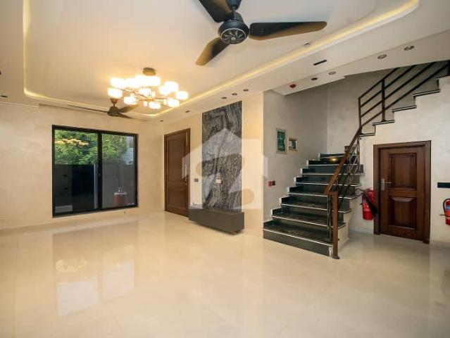 House for sale in لاہور, لاہور ڈویژن