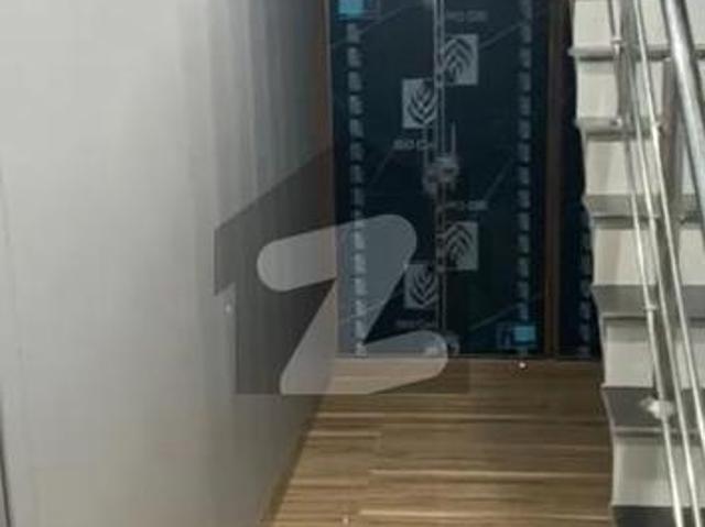 House for sale in Faisalabad, Islamabad Capital Territory