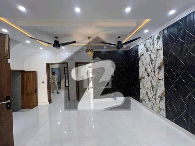 House for sale in لاہور, لاہور ڈویژن