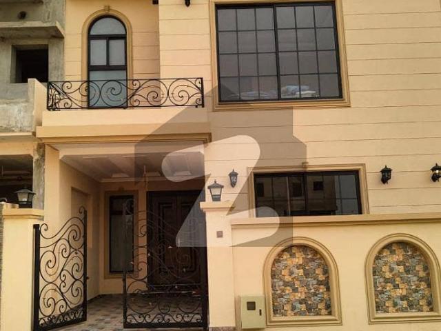 House for sale in Lahore House for sale in Lahore