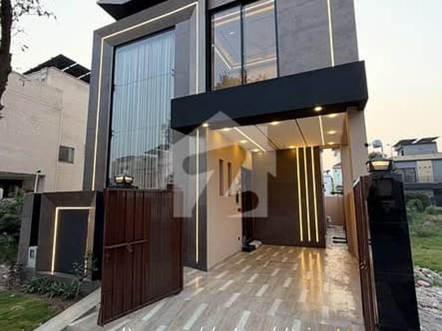 House for sale in لاہور, لاہور ڈویژن