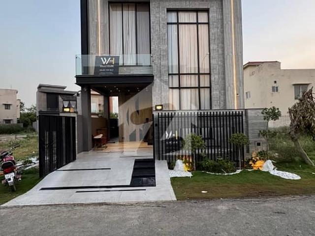 House for sale in لاہور, لاہور ڈویژن