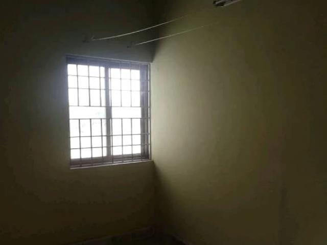 House for sale in Faisalabad, Islamabad Capital Territory