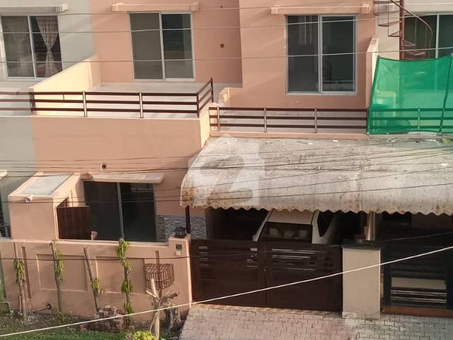 House for sale in لاہور, لاہور ڈویژن