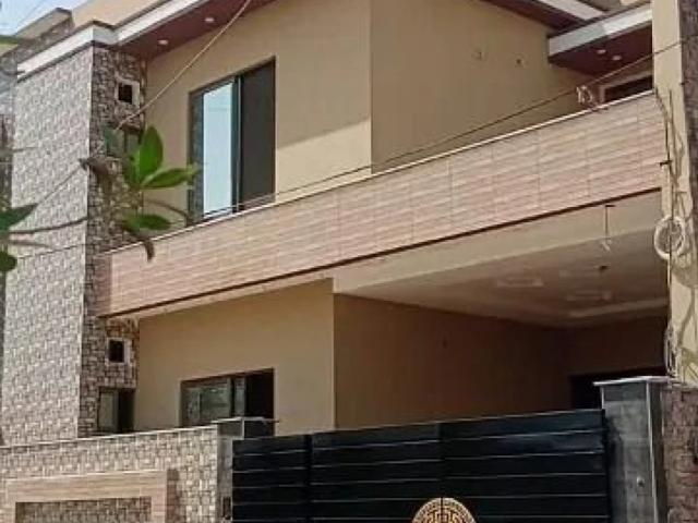 House for sale in Faisalabad, Islamabad Capital Territory