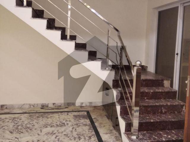 House for sale in Faisalabad, Islamabad Capital Territory