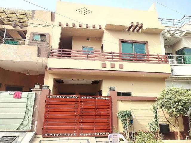 House for sale in WAPDA Town, کھمبے