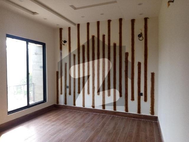 House for sale in Faisalabad, Islamabad Capital Territory