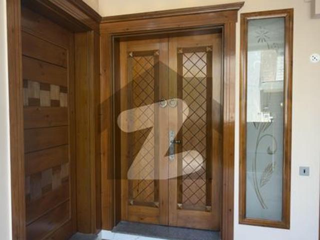 House for sale in Faisalabad, Islamabad Capital Territory