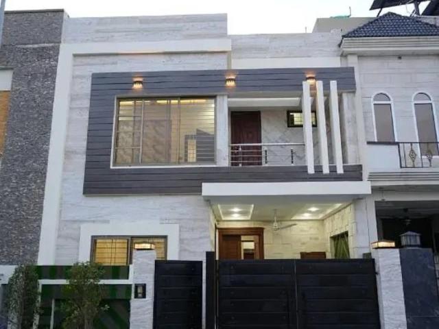 House for sale in Sialkot, Islamabad Capital Territory