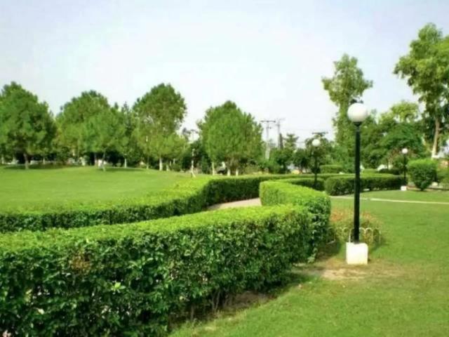 Land for sale in Peshawar, North West Frontier Province