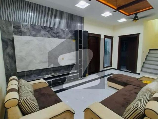 House for sale in Faisalabad, Islamabad Capital Territory