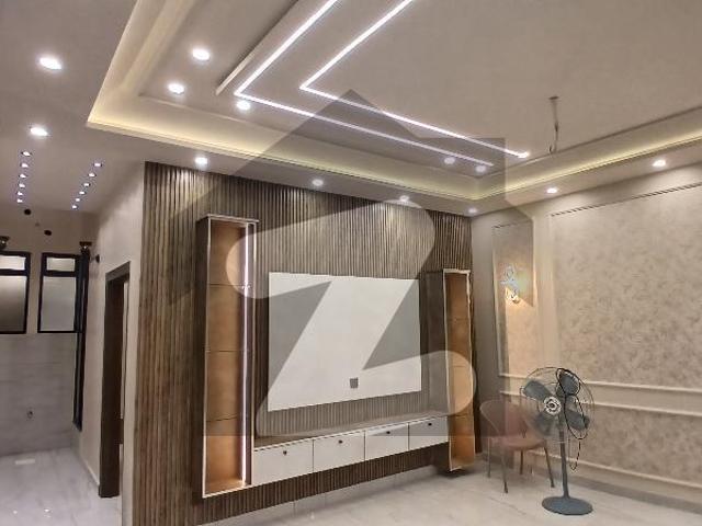 House for sale in Faisalabad, Islamabad Capital Territory