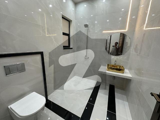House for sale in تحصیل فیصل آباد شہر, فیصل آباد ڈویژن