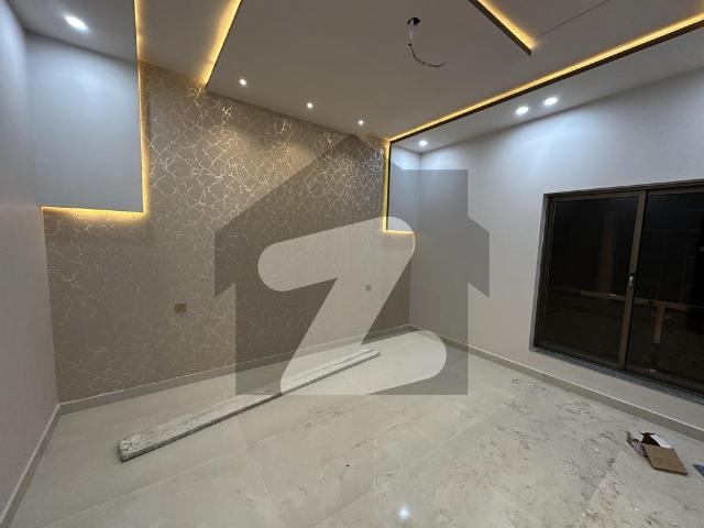 House for sale in Faisalabad, Islamabad Capital Territory