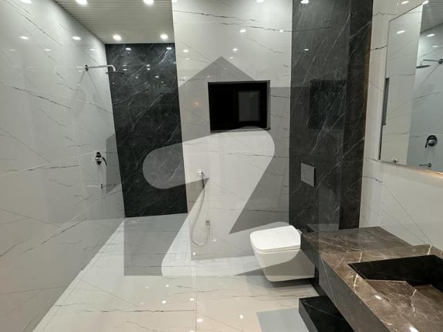 House for sale in تحصیل فیصل آباد شہر, فیصل آباد ڈویژن