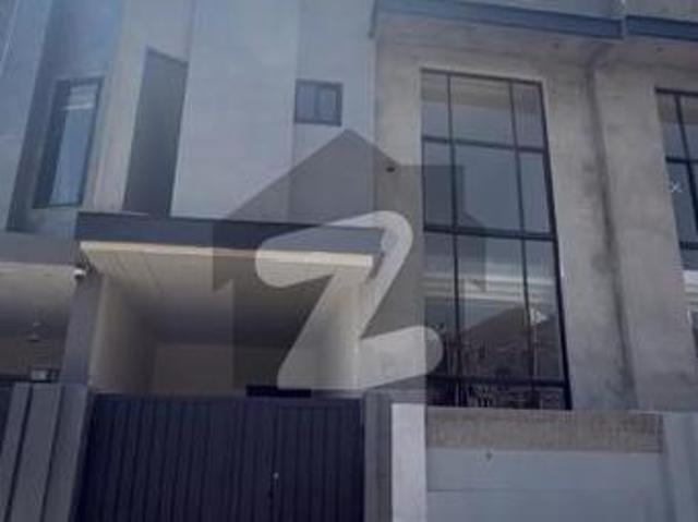 House for sale in Gujrat, Islamabad Capital Territory
