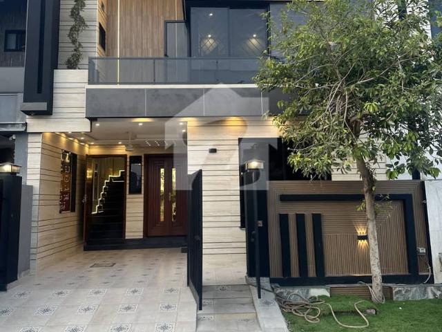 House for sale in لاہور, لاہور ڈویژن