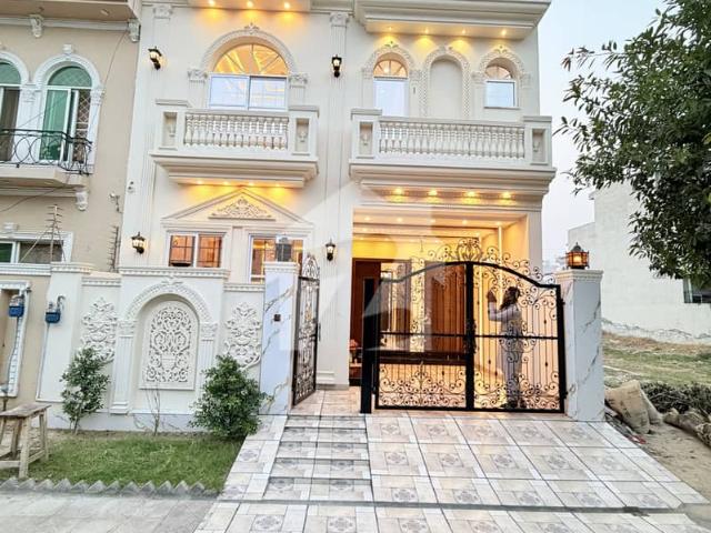 House for sale in لاہور, لاہور ڈویژن