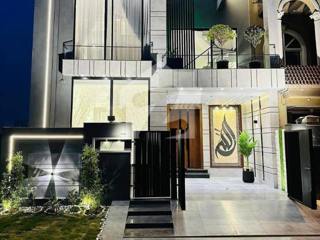 House for sale in لاہور, لاہور ڈویژن