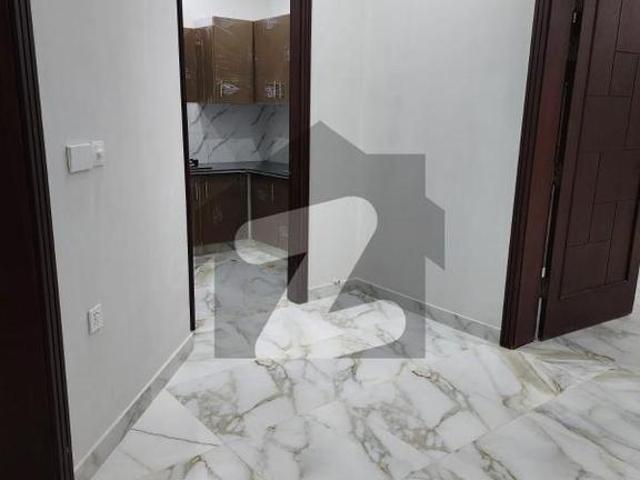 House for sale in Faisalabad, Islamabad Capital Territory