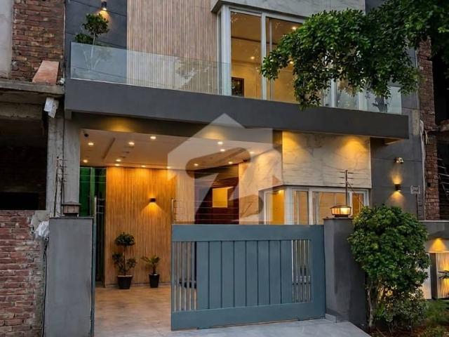 House for sale in لاہور, لاہور ڈویژن