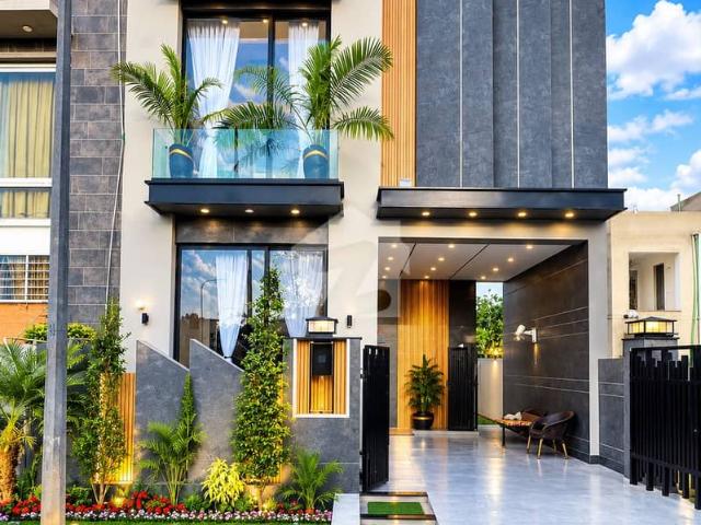 House for sale in لاہور, لاہور ڈویژن