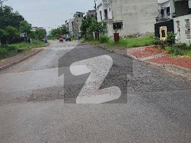 Property for sale in Islamabad