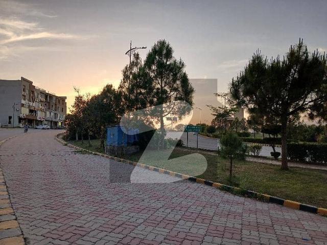 Building for sale in Islamabad