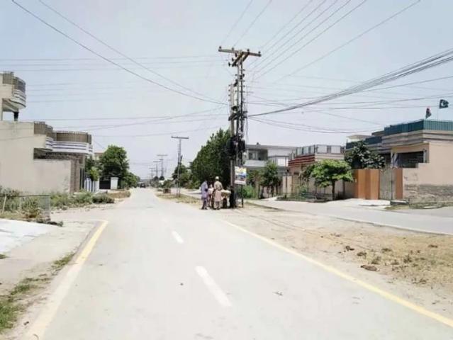 Land for sale in Peshawar, North West Frontier Province