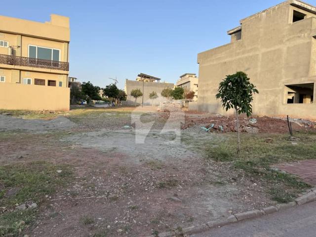 Property for sale in Islamabad